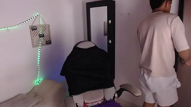 Dylan horny online show from October 9, 12:47 pm