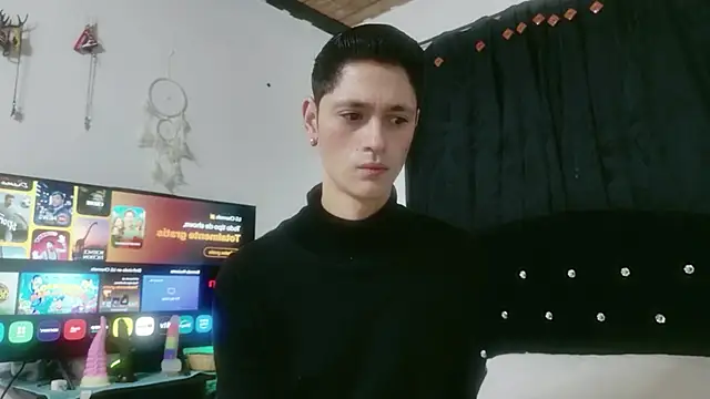 Tyler cat online show from October 20, 11:05 pm