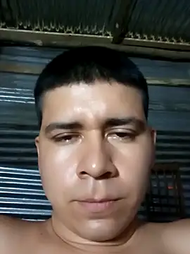 Snapshot of Travieso_loco9 chatting on June 2, 6:37 am Travieso loco9 online show from June 2, 6:37 am