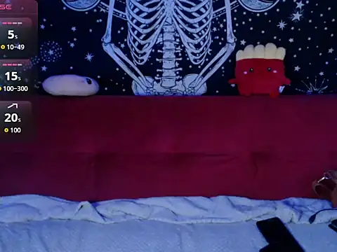 Snapshot of cherrypeach_ chatting on November 5, 6:19 pm cherrypeach online show from November 5, 6:19 pm