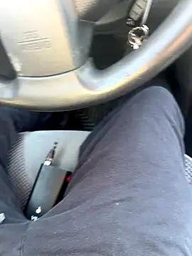 Snapshot of ayrtonmen chatting on November 14, 2:38 pm ayrtonmen online show from November 14, 2:38 pm