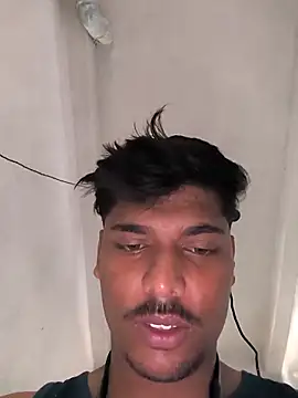 Snapshot of honestbbadboy chatting on October 24, 3:03 am honestbbadboy online show from October 24, 3:03 am