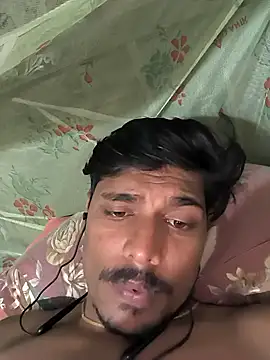 Snapshot of honestbbadboy chatting on November 13, 7:02 pm honestbbadboy online show from November 13, 7:02 pm