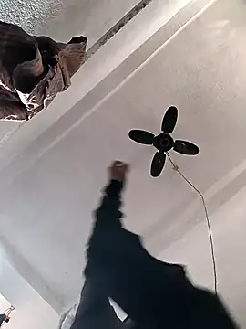 Snapshot of honestbbadboy chatting on November 30, 5:11 am honestbbadboy online show from November 30, 5:11 am