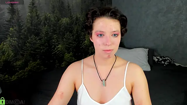 Sara Frayer online show from February 12, 1:33 am