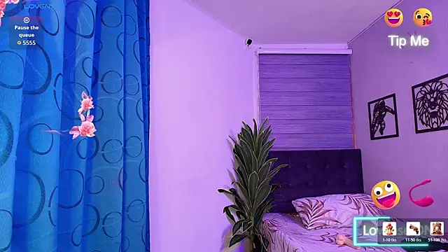Snapshot of Nikki_Vesper chatting on June 7, 3:43 am Nikki Vesper online show from June 7, 3:43 am