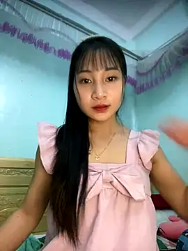 banlinh004 online show from November 3, 5:52 am
