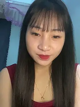 Snapshot of banlinh004 chatting on May 4, 3:30 pm banlinh004 online show from May 4, 3:30 pm
