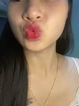 Snapshot of banlinh004 chatting on May 16, 3:22 pm banlinh004 online show from May 16, 3:22 pm