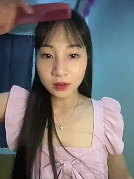 Snapshot of banlinh004 chatting on June 22, 2:25 pm banlinh004 online show from June 22, 2:25 pm