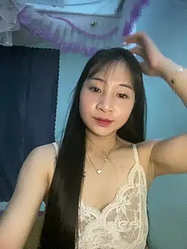 Snapshot of banlinh004 chatting on June 26, 2:54 pm banlinh004 online show from June 26, 2:54 pm