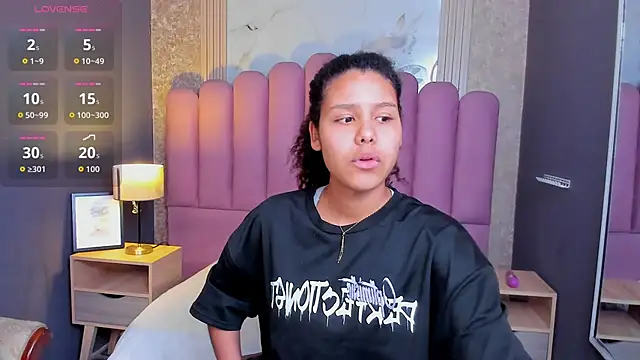 AriaVega online show from December 19, 12:01 pm