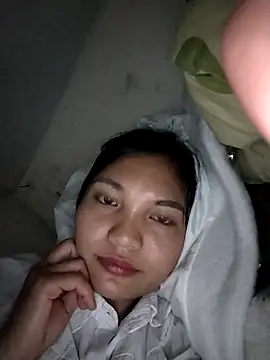 Snapshot of Mit-thi123 chatting on October 27, 6:39 am Mit-thi123 online show from October 27, 6:39 am