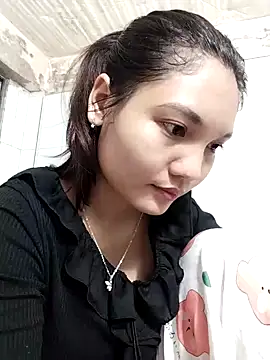 Snapshot of Mit-thi123 chatting on November 9, 4:27 pm Mit-thi123 online show from November 9, 4:27 pm