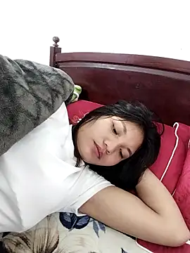 Snapshot of Mit-thi123 chatting on November 11, 1:27 am Mit-thi123 online show from November 11, 1:27 am