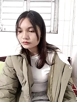 Snapshot of Mit-thi123 chatting on November 22, 2:32 am Mit-thi123 online show from November 22, 2:32 am