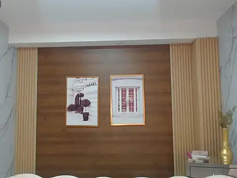 Snapshot of claudina_s chatting on October 17, 1:03 pm claudina s online show from October 17, 1:03 pm