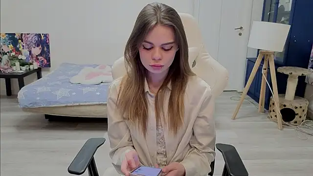 xAlisontiny online show from January 16, 6:50 am