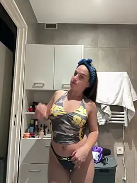 Snapshot of bebecita_x chatting on November 1, 3:36 pm bebecita x online show from November 1, 3:36 pm