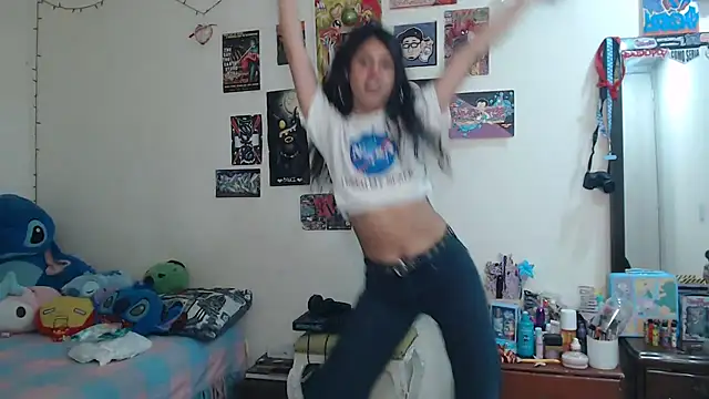 caramel doll   online show from February 6, 12:48 am