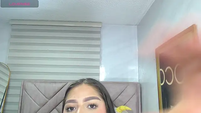 Snapshot of Dayan_v_ chatting on November 23, 1:22 pm Dayan v online show from November 23, 1:22 pm