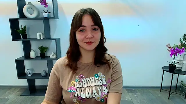 Snapshot of OliviaMontgommery chatting on November 29, 6:05 am OliviaMontgommery online show from November 29, 6:05 am