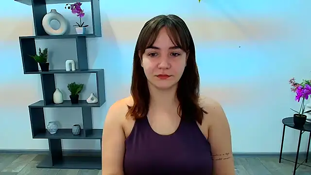 Snapshot of OliviaMontgommery chatting on November 30, 6:17 am OliviaMontgommery online show from November 30, 6:17 am