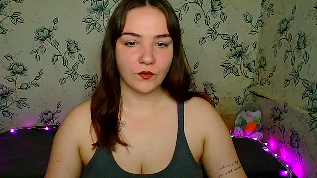 OliviaMontgommery online show from May 8, 9:03 am