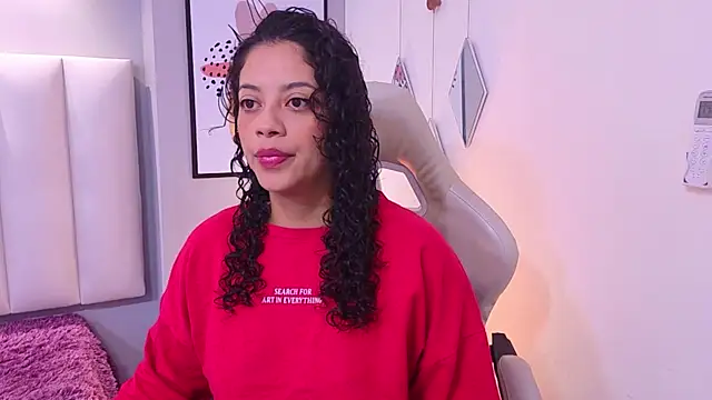 CamilaLevy online show from June 6, 12:10 pm