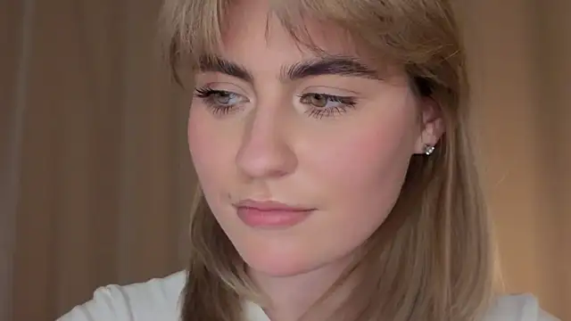 EuniceRaymundo online show from October 4, 6:17 pm