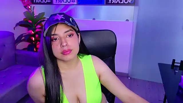 Snapshot of Violetta_Swett_ chatting on October 16, 1:56 pm Violetta Swett online show from October 16, 1:56 pm