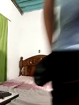 Luisneljc online show from February 2, 3:55 pm