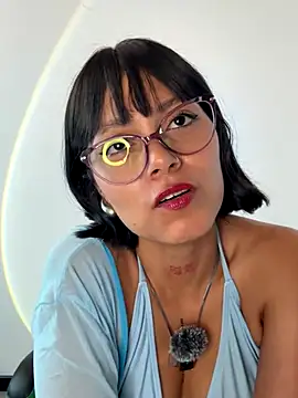 Snapshot of Qadeshoficial chatting on October 22, 9:14 pm Qadeshoficial online show from October 22, 9:14 pm