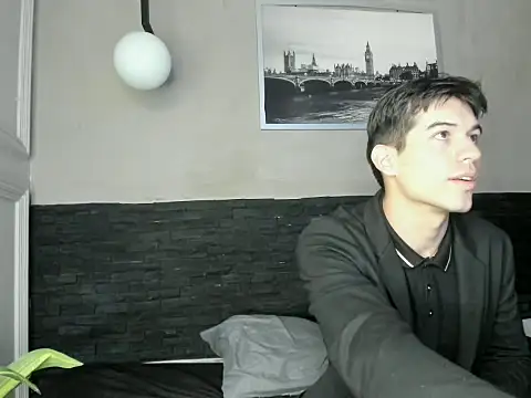 Snapshot of lord_david77 chatting on February 5, 5:06 pm lord david77 online show from February 5, 5:06 pm