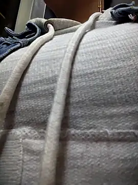 Snapshot of shannon_kinne_ chatting on December 20, 3:02 am shannon kinne online show from December 20, 3:02 am