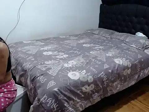 linnaskinyy online show from March 14, 4:40 am