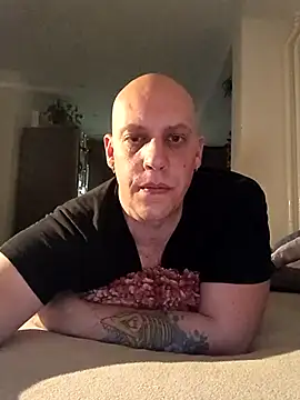 Kobradera1984 online show from March 6, 10:39 pm