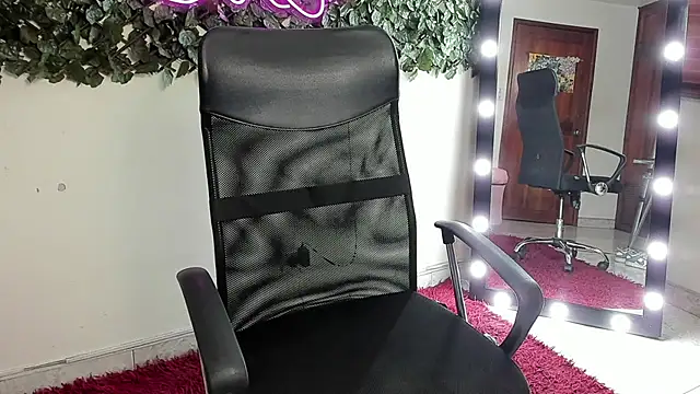 Samanta Ortiz online show from November 17, 7:19 pm