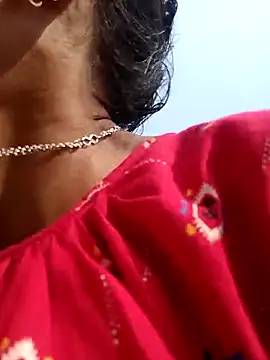 Hotty-romi3 online show from November 10, 4:22 am