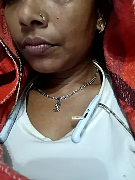 Hotty-romi3 online show from November 14, 5:44 pm