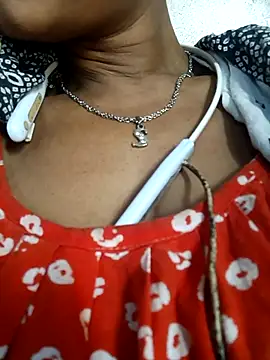 Hotty-romi3 online show from November 20, 6:57 am