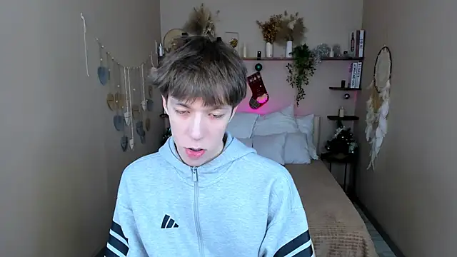 Snapshot of MarkBranston chatting on January 11, 3:39 pm MarkBranston online show from January 11, 3:39 pm