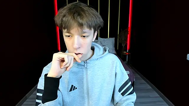 Snapshot of MarkBranston chatting on January 13, 3:39 pm MarkBranston online show from January 13, 3:39 pm