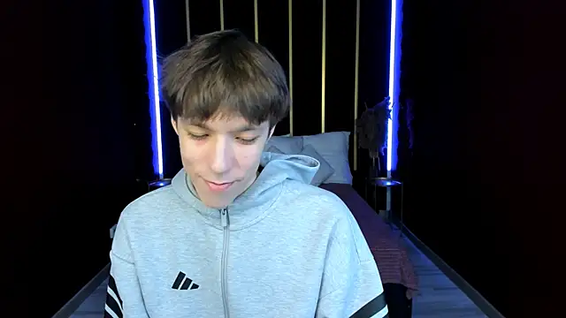 Snapshot of MarkBranston chatting on January 15, 4:22 pm MarkBranston online show from January 15, 4:22 pm