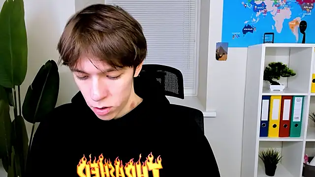 Snapshot of MarkBranston chatting on February 27, 2:39 pm MarkBranston online show from February 27, 2:39 pm