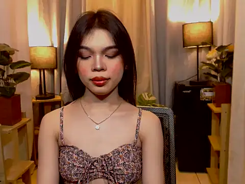 Snapshot of TWINKTRANSSHANEL chatting on February 17, 10:34 am TWINKTRANSSHANEL online show from February 17, 10:34 am