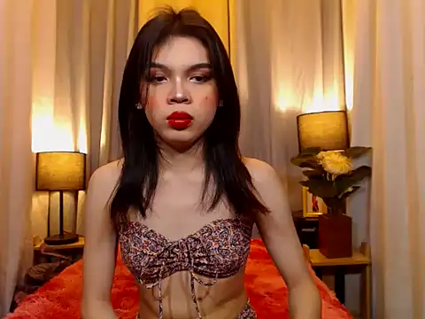 Snapshot of TWINKTRANSSHANEL chatting on February 18, 10:44 am TWINKTRANSSHANEL online show from February 18, 10:44 am