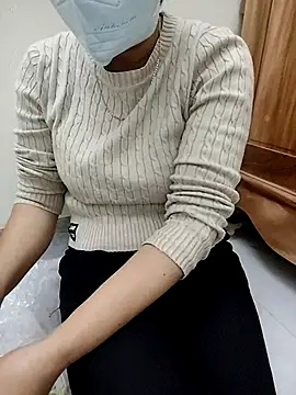 Snapshot of Mymy_love91 chatting on November 19, 11:43 am Mymy love91 online show from November 19, 11:43 am