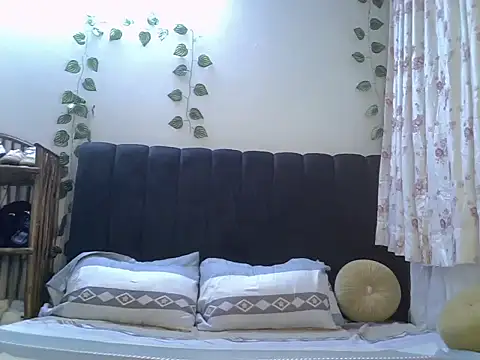 Midnight-tease online show from October 28, 9:17 pm