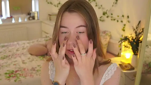 melon sugar  online show from November 1, 10:39 am